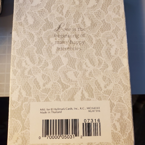 Keepsake Ornament-Hallmark Anniversary Collection - Picture 3 of 3